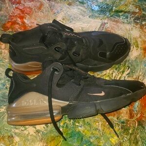 Nike Air Max Infinity womens running shoe
